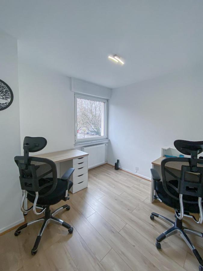 Les Trois Frontieres Apartment Terville Bagian luar foto